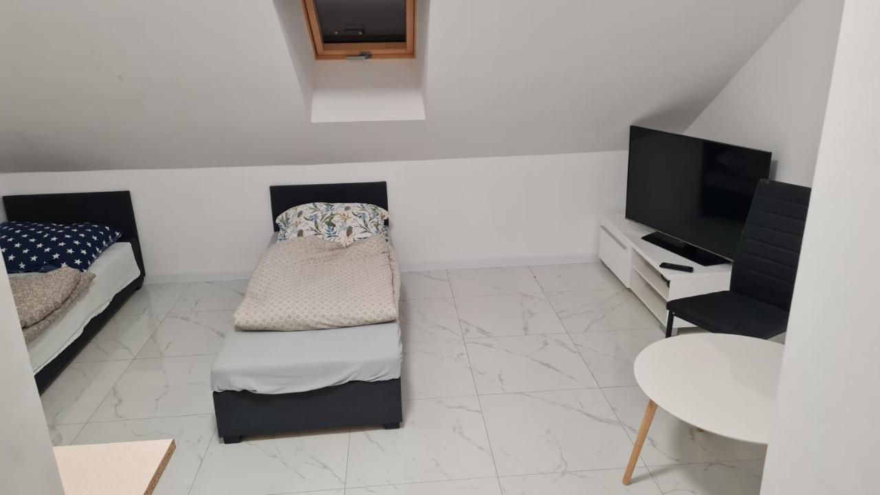 Rmf Naworol 10,,,, Wjazd Od Nr 6 Szczecin Exterior foto